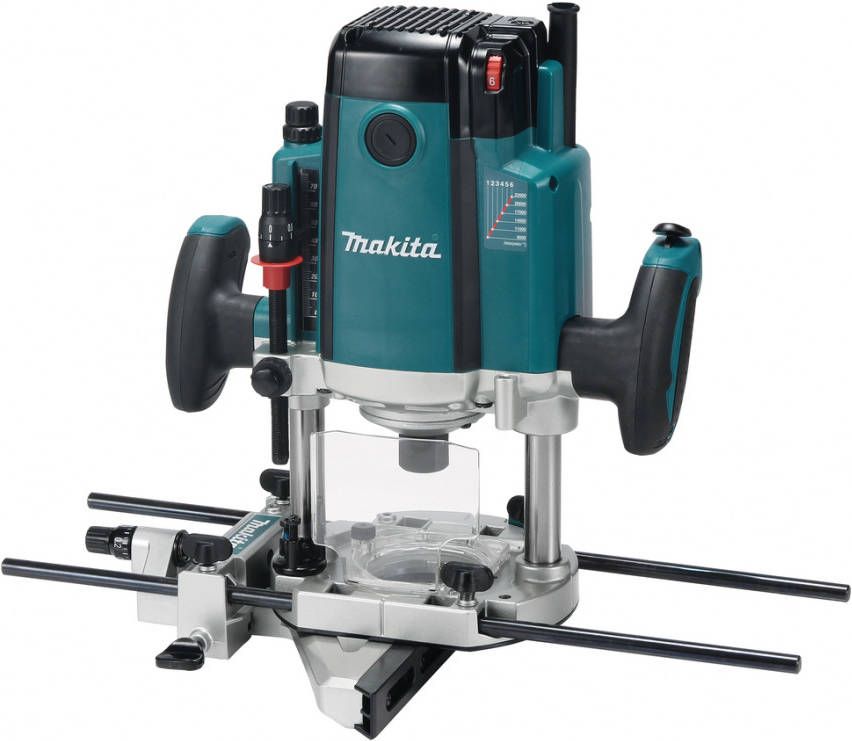 Makita RP2303FCX 230V Bovenfrees Incl. Accessoireset 2100W